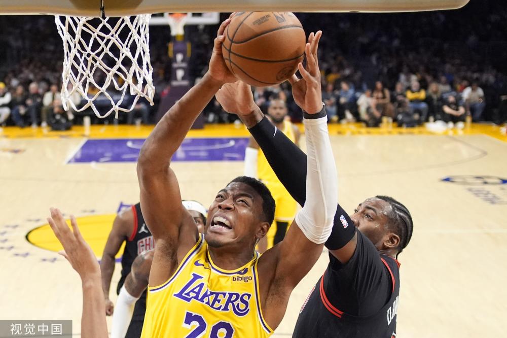 赛后他主动 赛后他主动